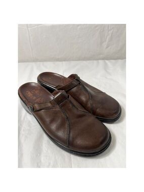 CLARKS 74516 Studded Heeled Clogs Mule Shoes Brown Leather Sz 7